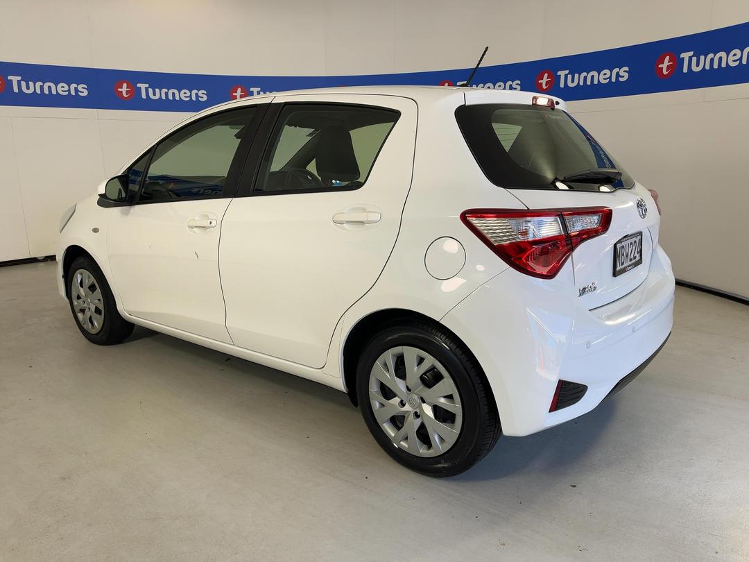 Photo '5' of Toyota Yaris