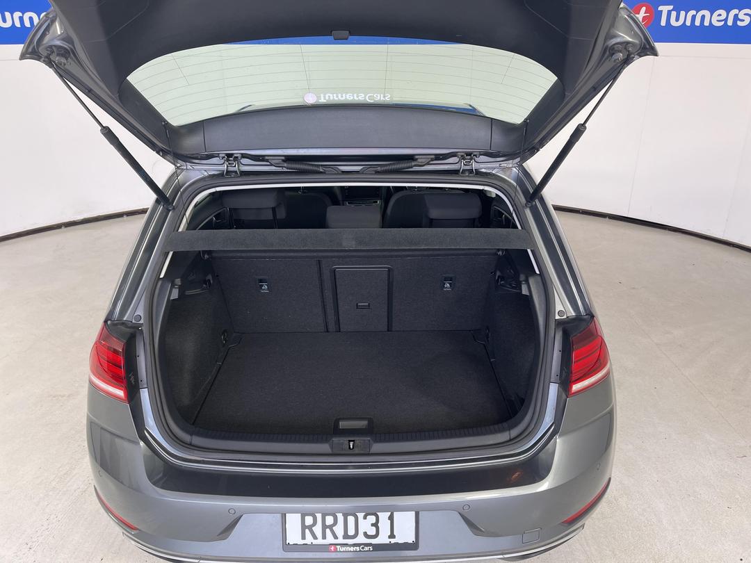 Photo '14' of Volkswagen Golf