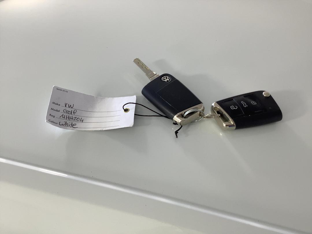 Photo '22' of Volkswagen Golf