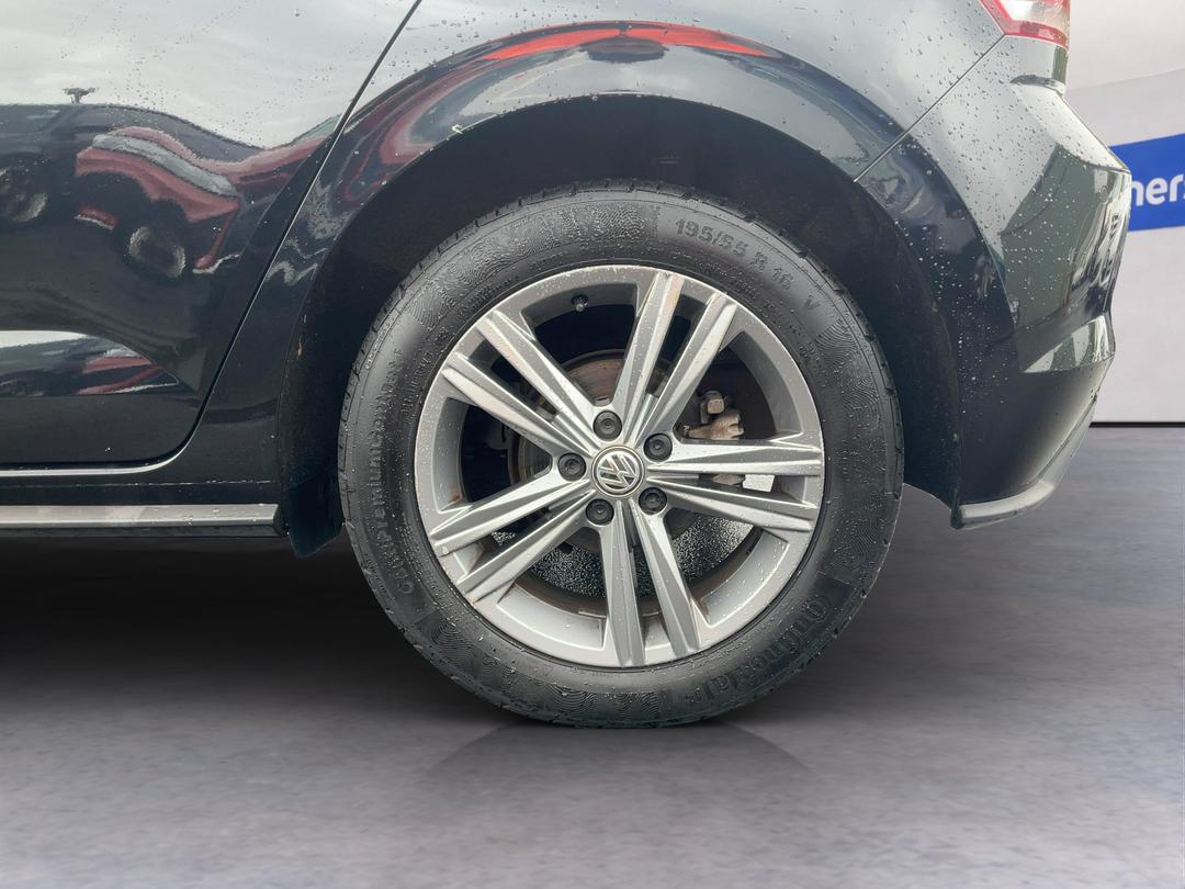 Photo '11' of Volkswagen Polo