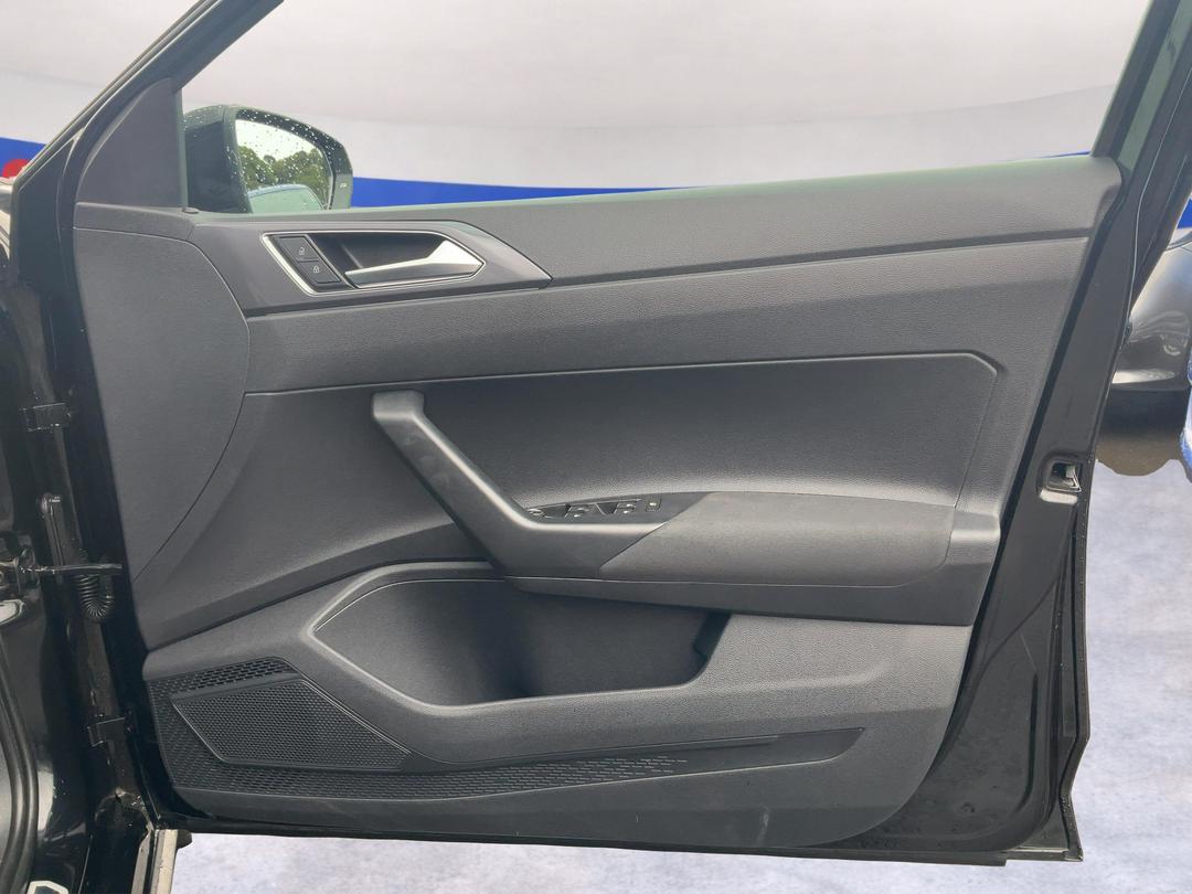 Photo '15' of Volkswagen Polo
