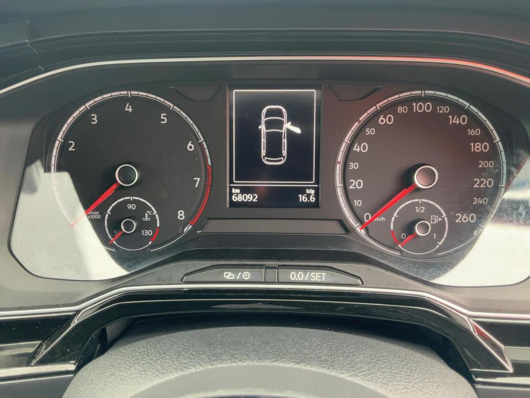 Photo '21' of Volkswagen Polo