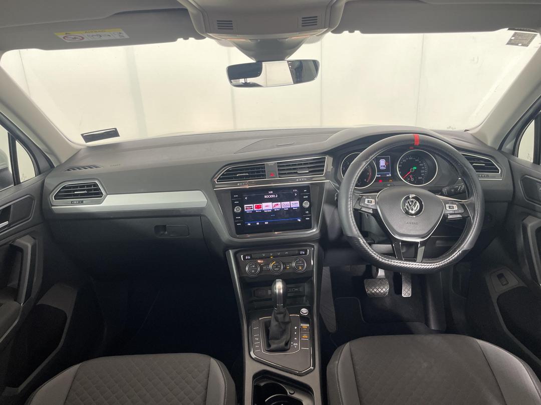 Photo '17' of Volkswagen Tiguan