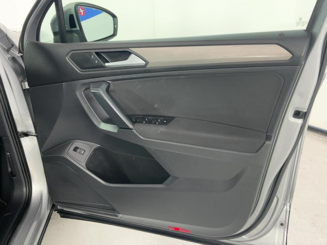 Photo '15' of Volkswagen Tiguan