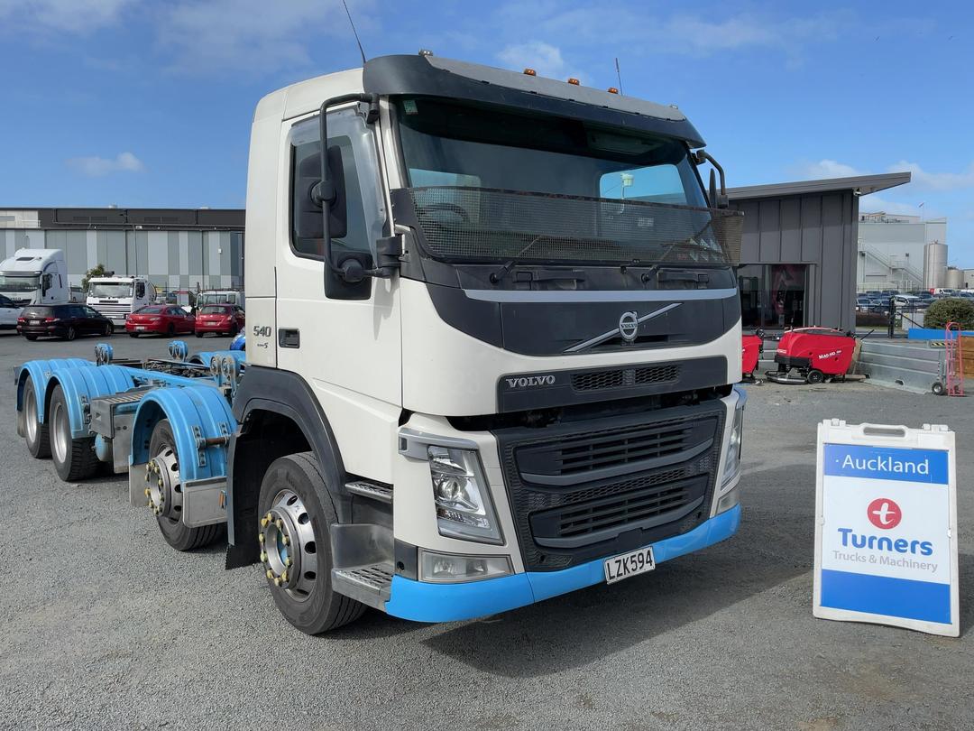 Photo '1' of Volvo FM540 Cab Chassis