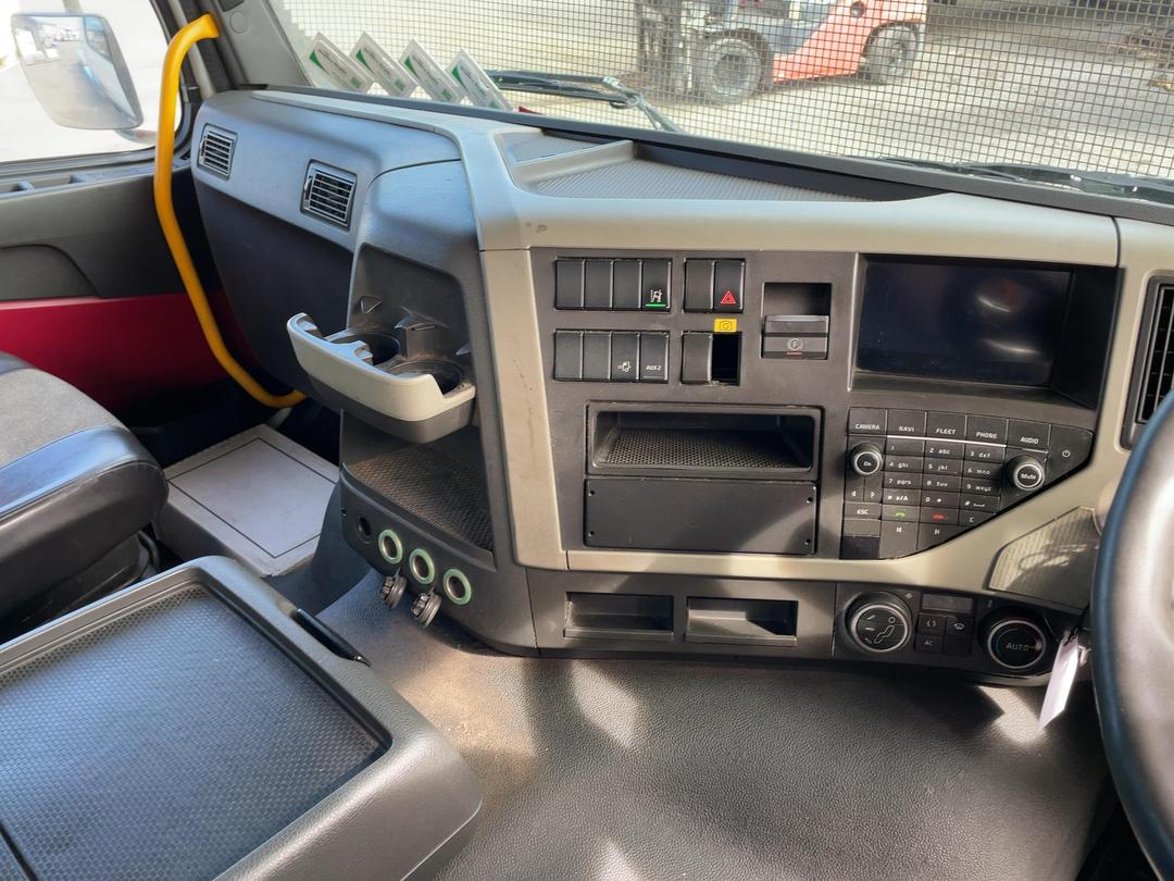 Photo '18' of Volvo FM540 Cab Chassis