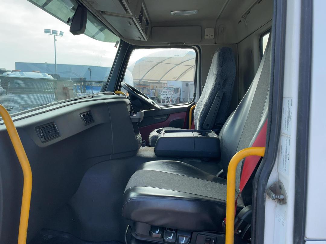 Photo '21' of Volvo FM540 Cab Chassis