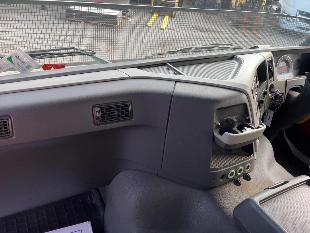 Photo '23' of Volvo FM540 Cab Chassis