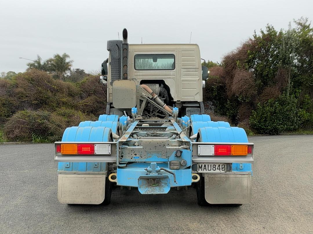 Photo '5' of Volvo FM540 Cab Chassis