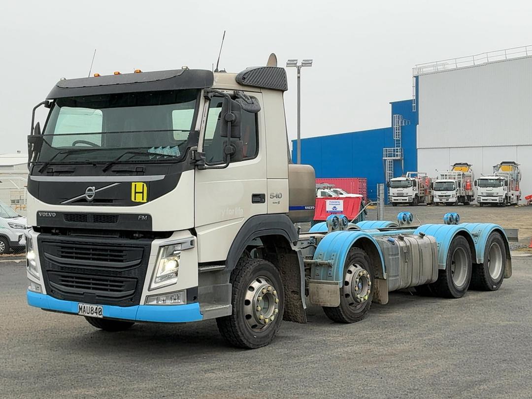 Photo '9' of Volvo FM540 Cab Chassis