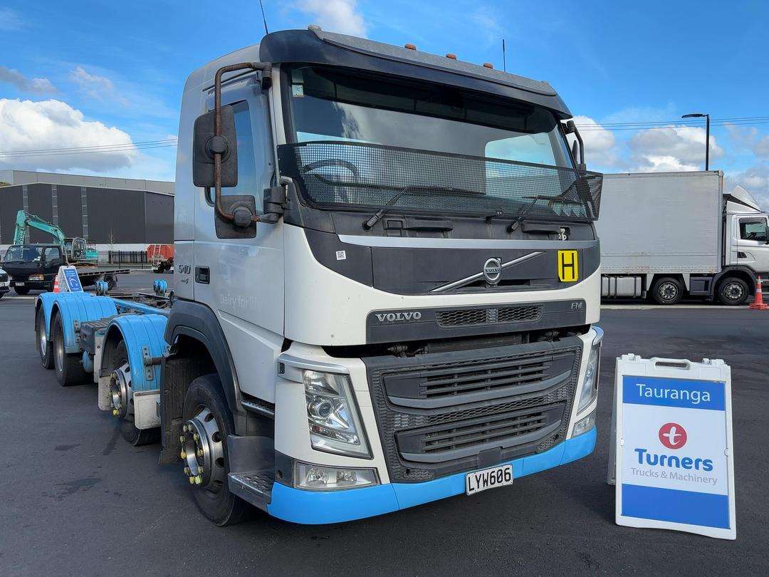 Photo '1' of Volvo FM540 Cab Chassis