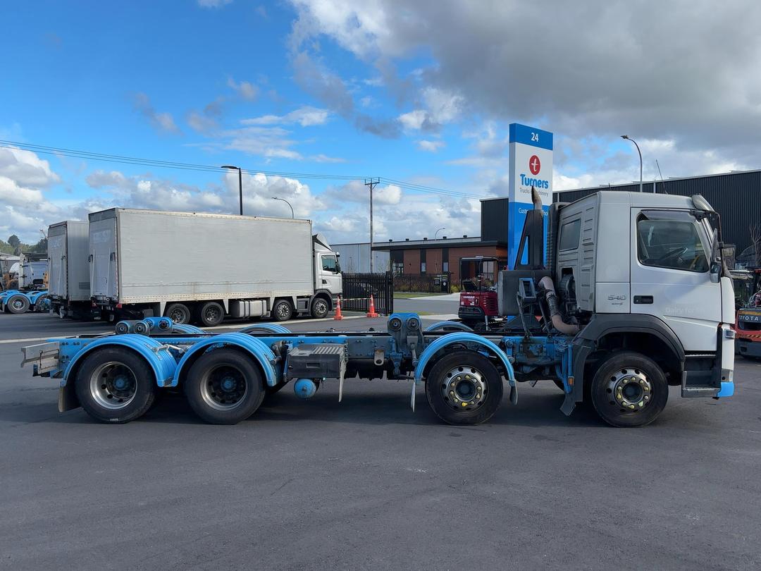 Photo '3' of Volvo FM540 Cab Chassis
