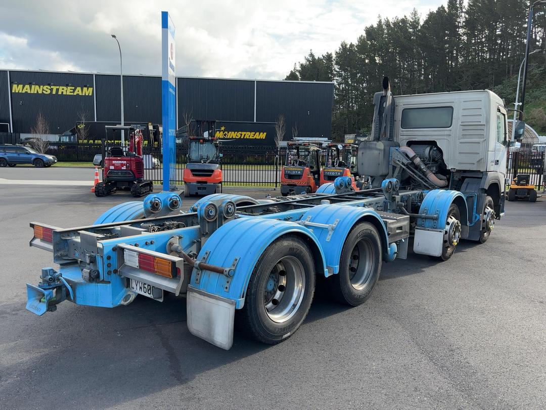 Photo '4' of Volvo FM540 Cab Chassis