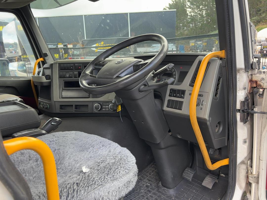 Photo '13' of Volvo FM540 Cab Chassis