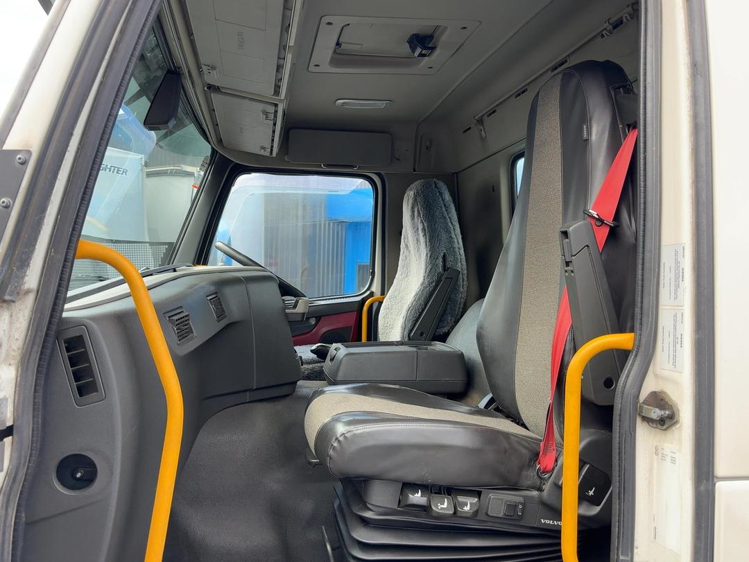 Photo '21' of Volvo FM540 Cab Chassis