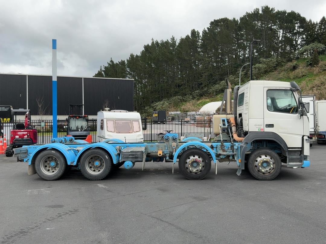 Photo '3' of Volvo FM540 Cab Chassis