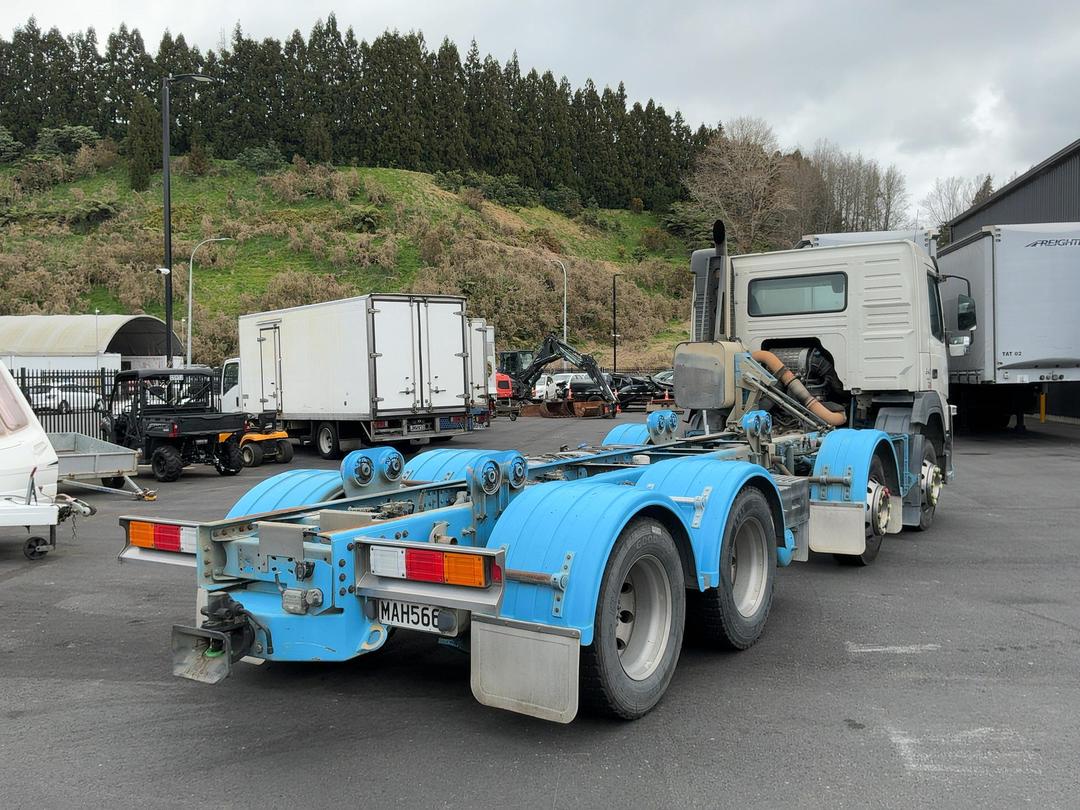 Photo '4' of Volvo FM540 Cab Chassis