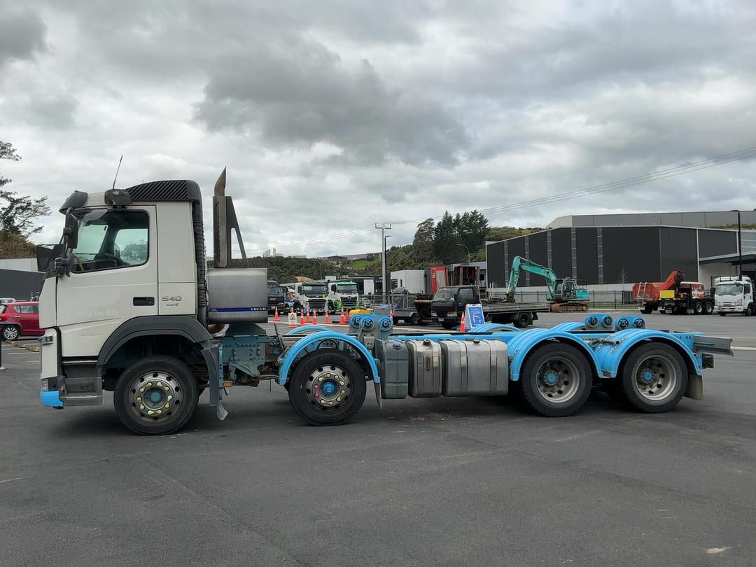 Photo '8' of Volvo FM540 Cab Chassis