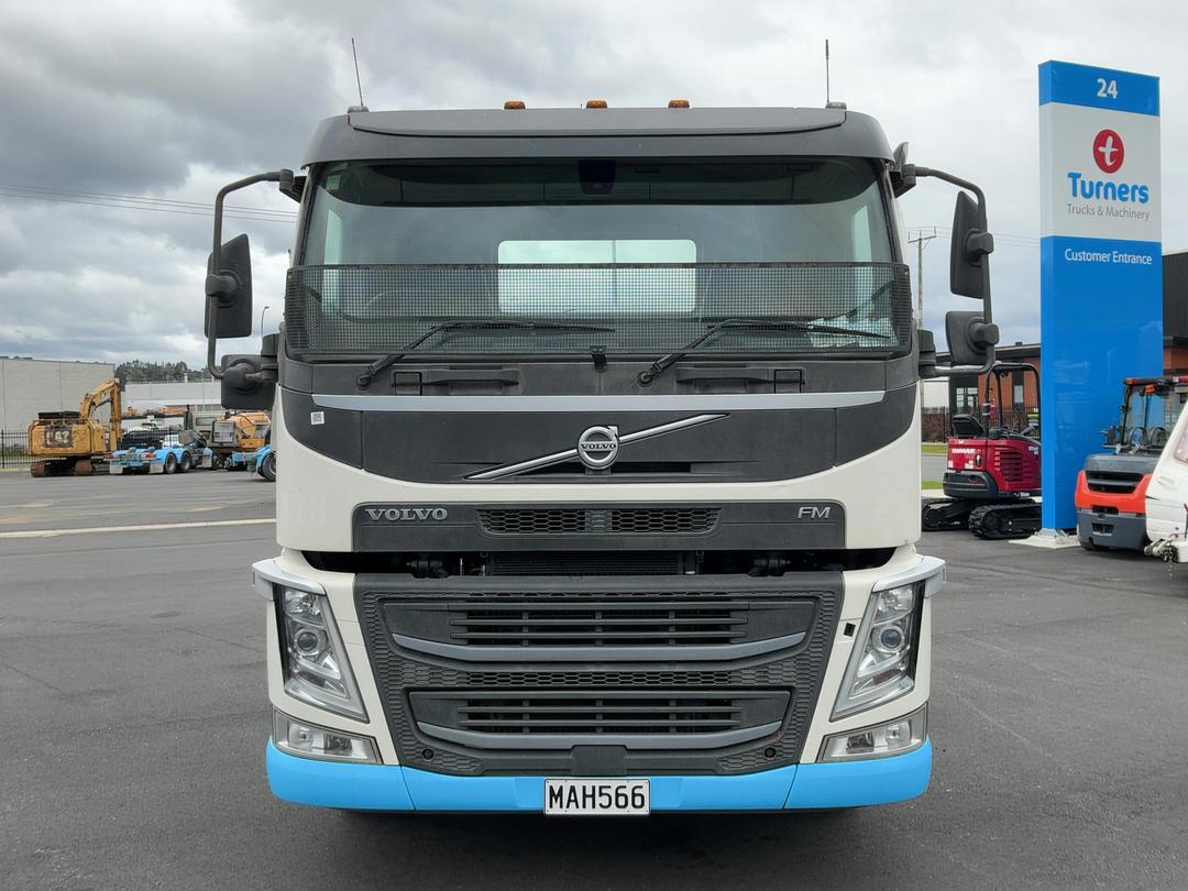 Photo '10' of Volvo FM540 Cab Chassis