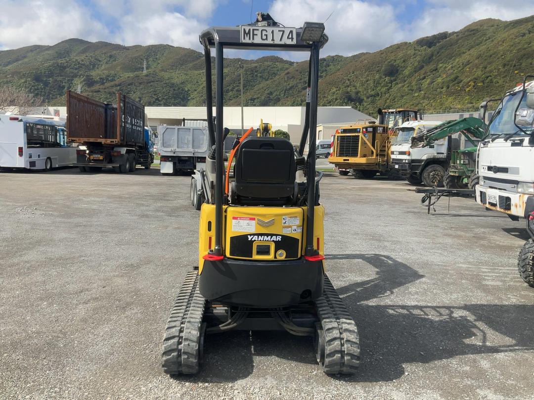 Photo '7' of Yanmar VIO17 Excavator