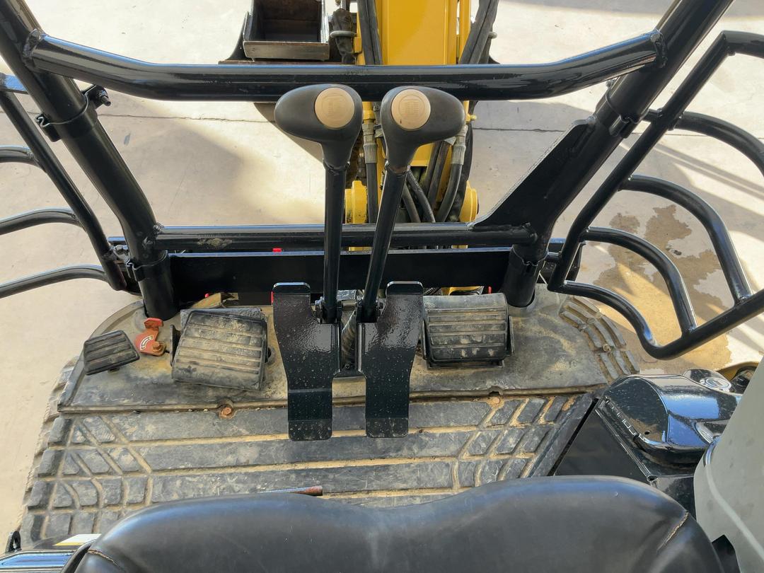 Photo '13' of Yanmar VIO17 Excavator