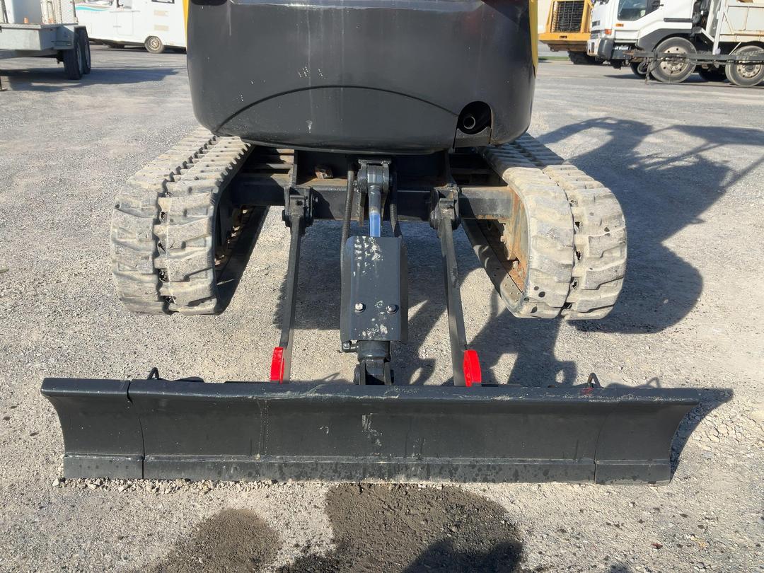 Photo '36' of Yanmar VIO17 Excavator