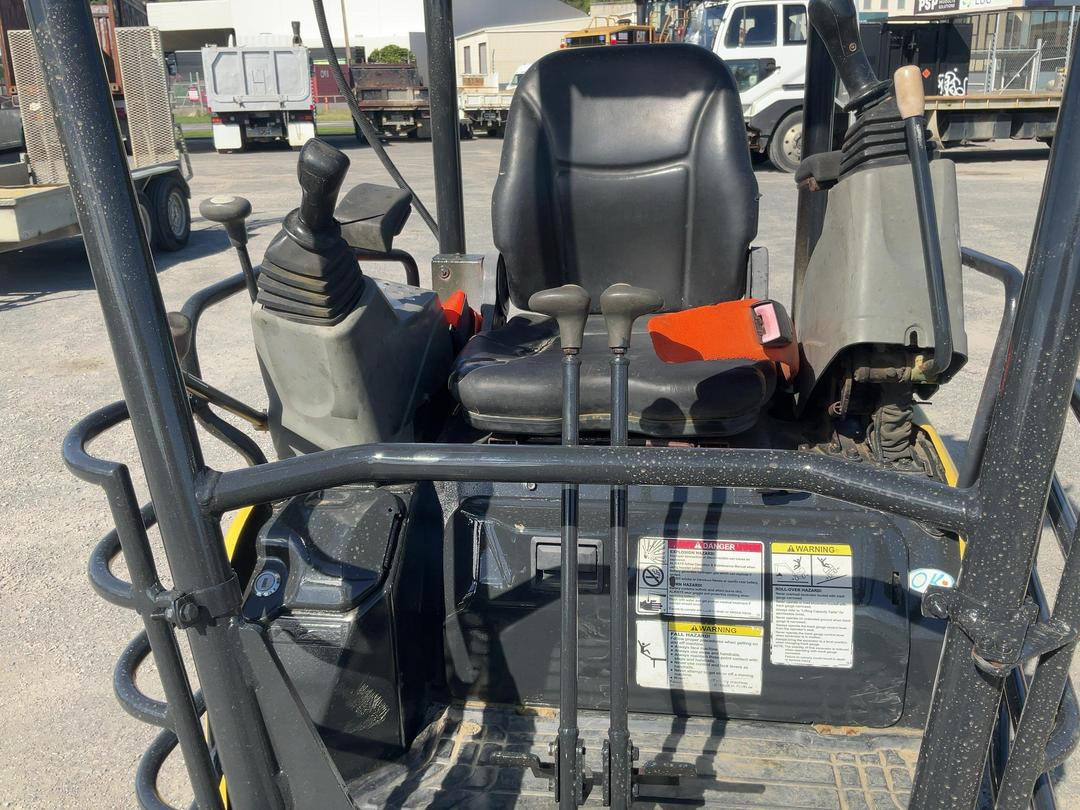 Photo '13' of Yanmar VIO17 Excavator