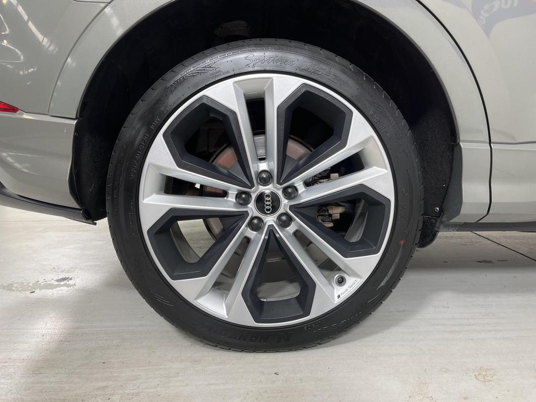 Photo '12' of Audi Q3