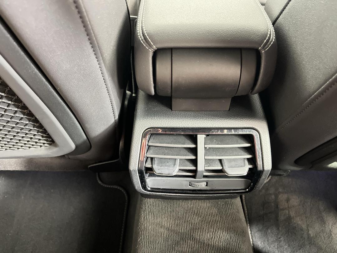 Photo '25' of Audi Q3