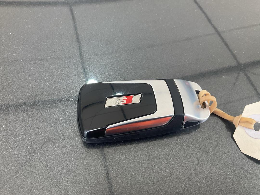 Photo '19' of Audi S4