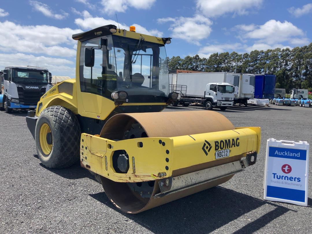 Photo '1' of Bomag BW211 D-5 Roller