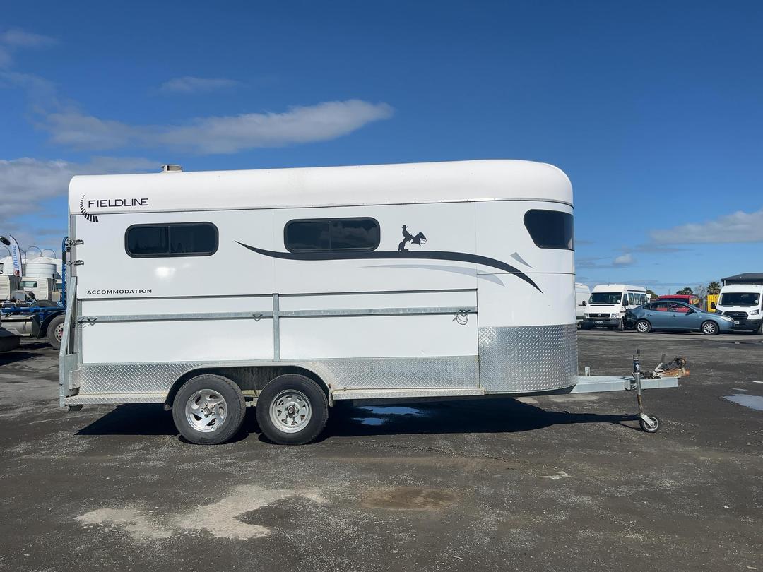 Photo '3' of FIELDLINE FLOAT Horse Float - Tandem