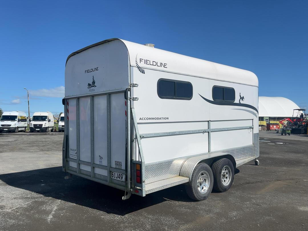 Photo '4' of FIELDLINE FLOAT Horse Float - Tandem