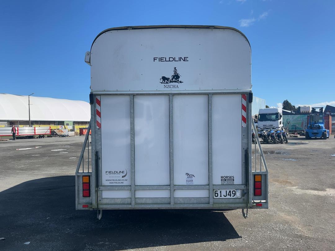 Photo '5' of FIELDLINE FLOAT Horse Float - Tandem