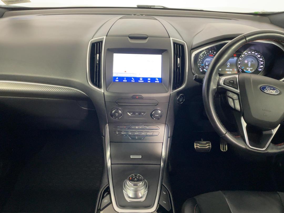Photo '18' of Ford Endura