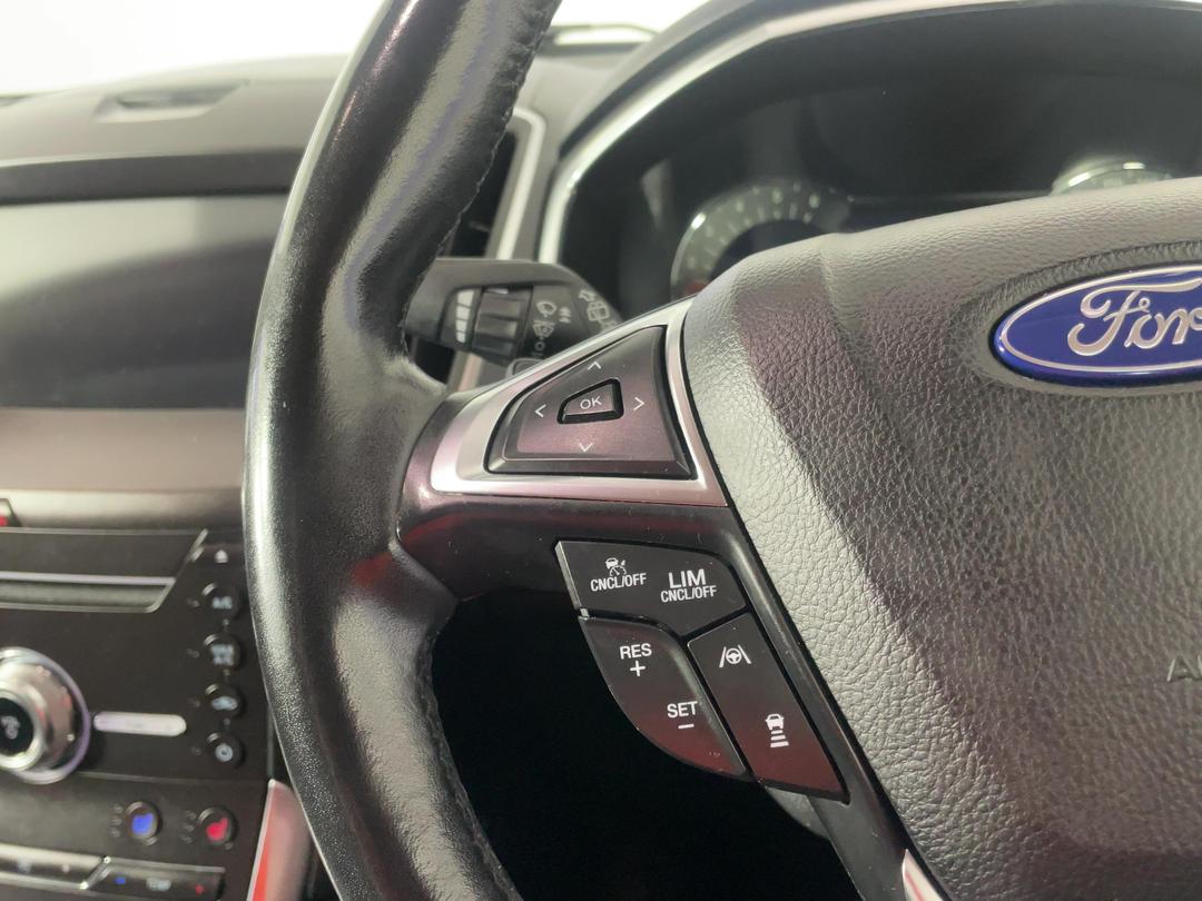 Photo '26' of Ford Endura