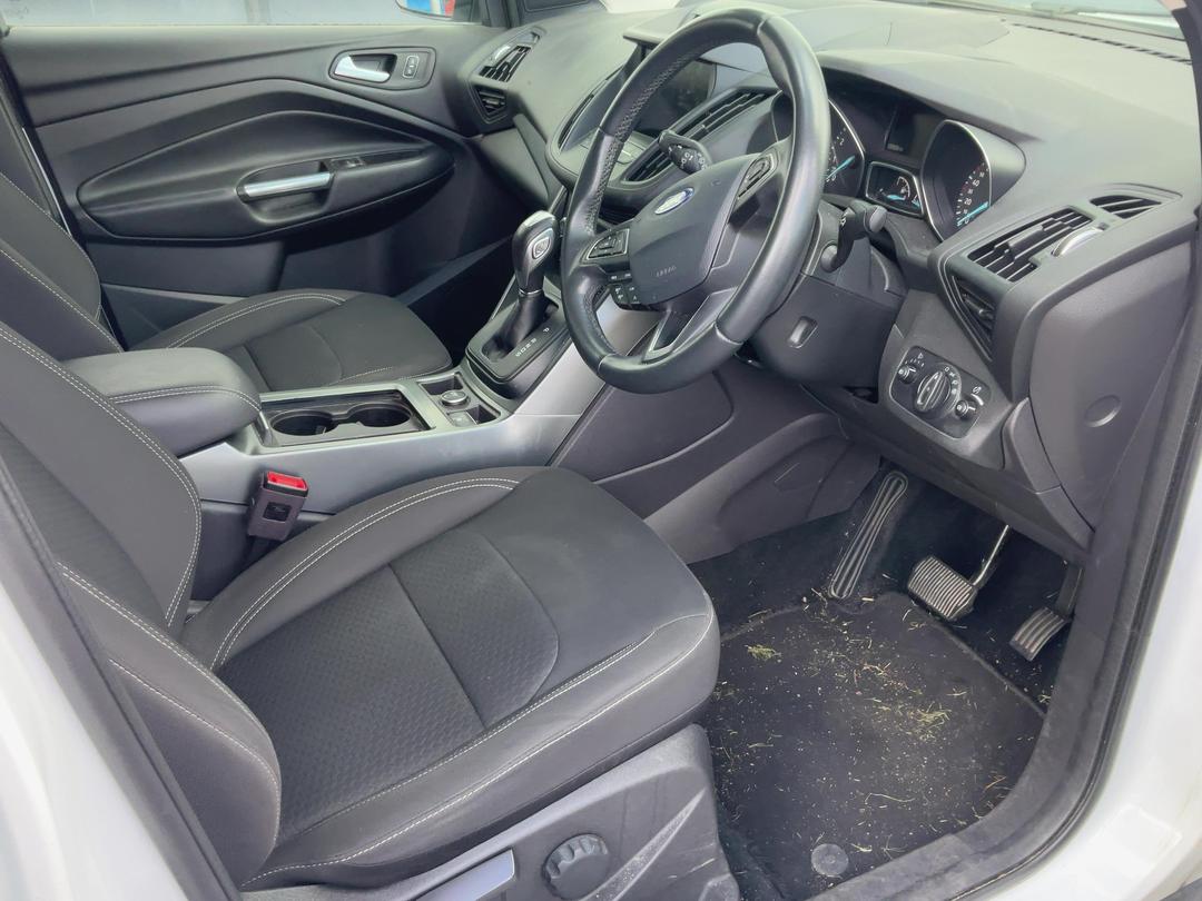 Photo '12' of Ford Escape Trend AWD Petrol Photo '12' of Ford Escape Trend AWD Petrol