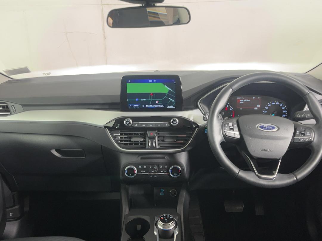 Photo '17' of Ford Escape
