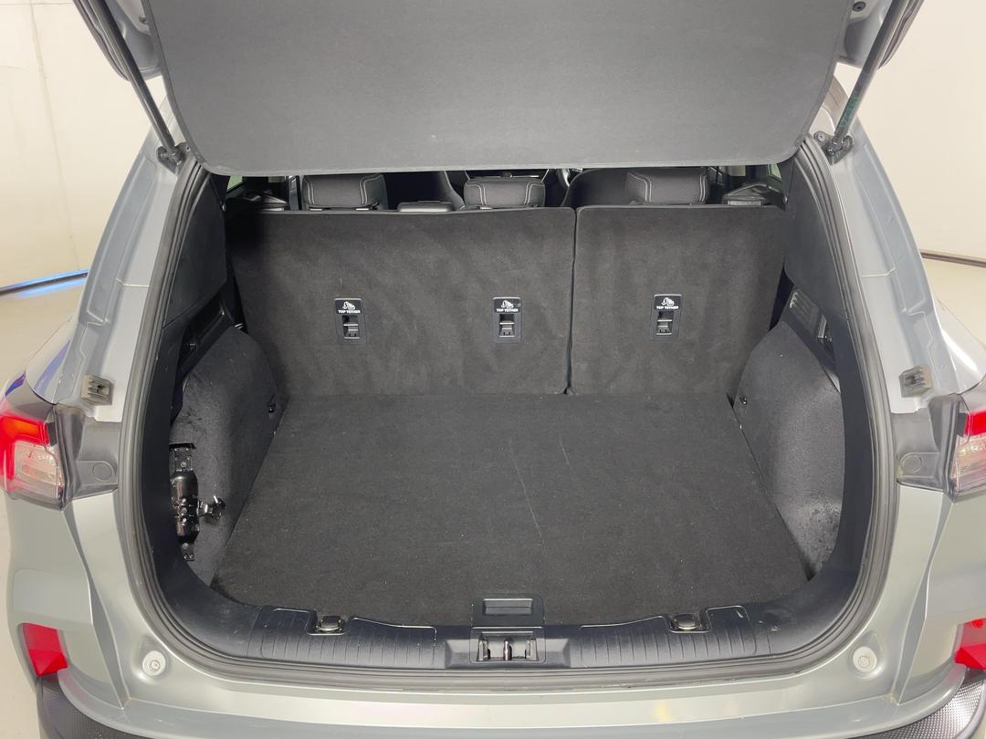 Photo '14' of Ford Escape