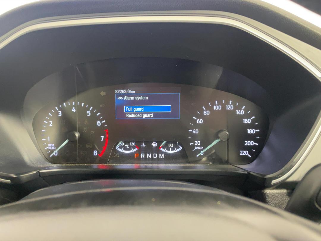 Photo '21' of Ford Escape