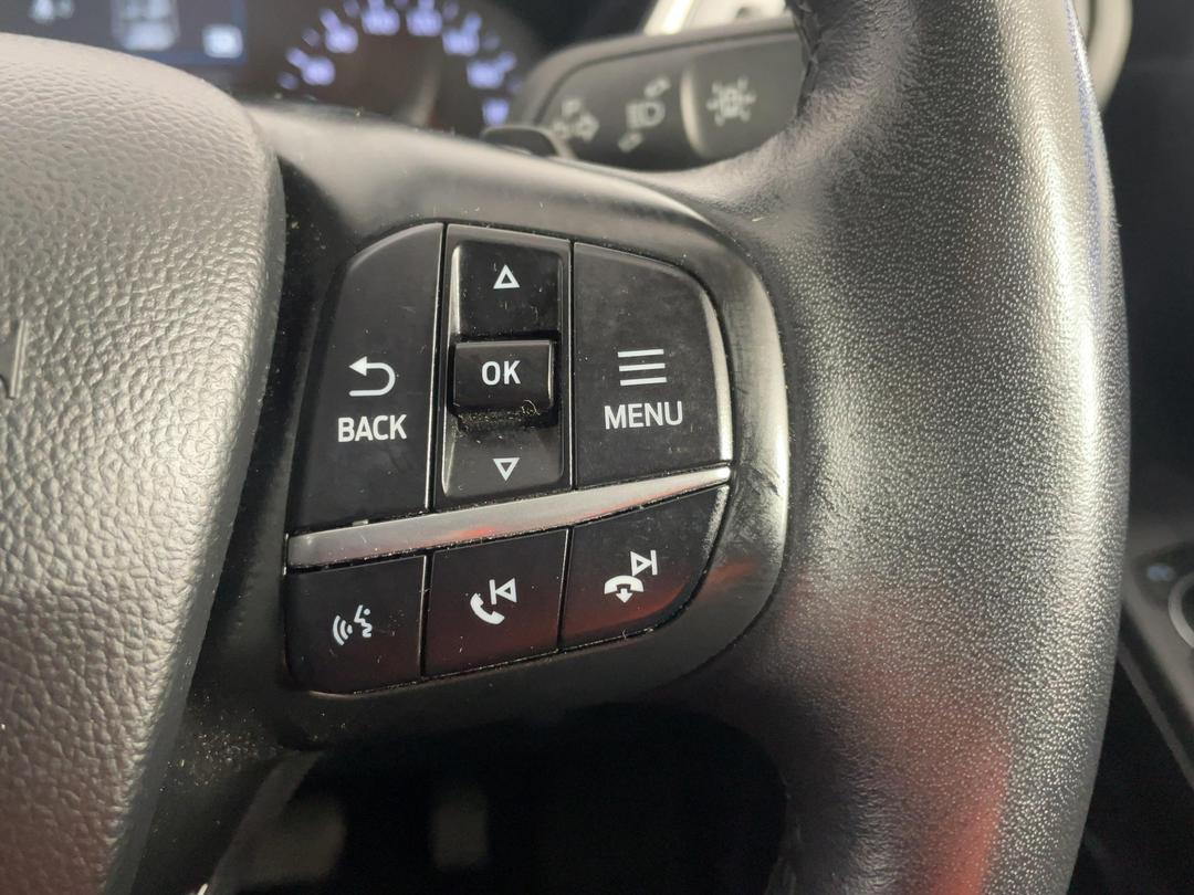 Photo '24' of Ford Escape