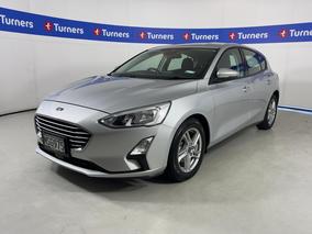 Photo '4' of Ford Focus