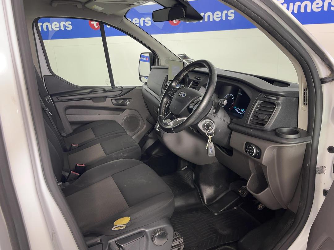 Photo '16' of Ford Transit