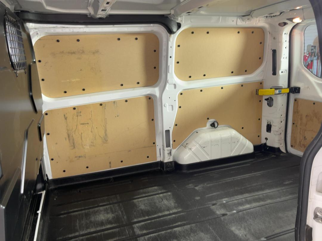 Photo '19' of Ford Transit