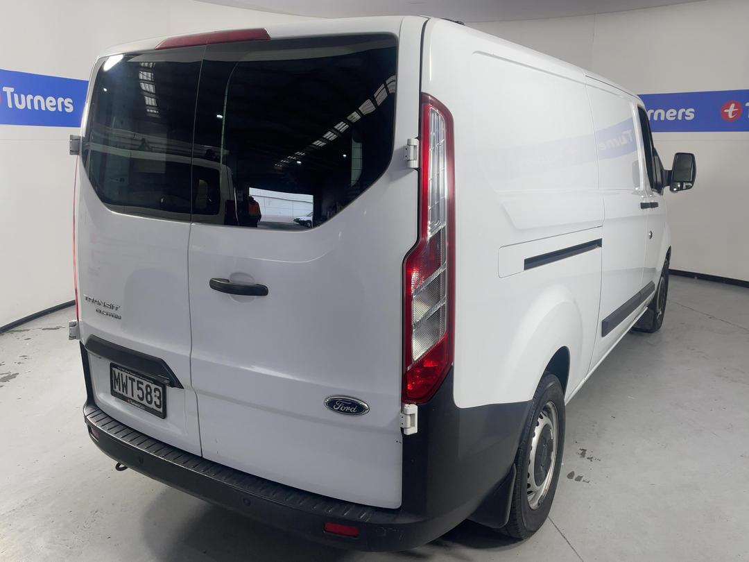Photo '7' of Ford Transit