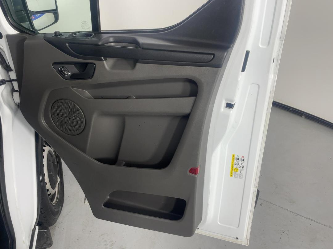 Photo '15' of Ford Transit