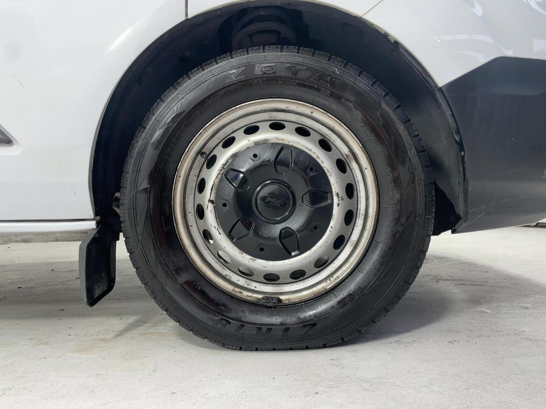 Photo '9' of Ford Transit