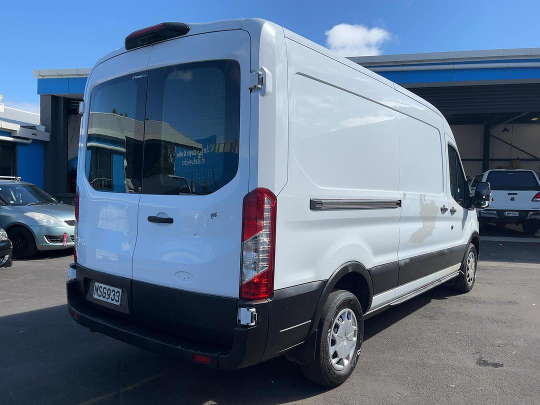 Photo '7' of Ford Transit