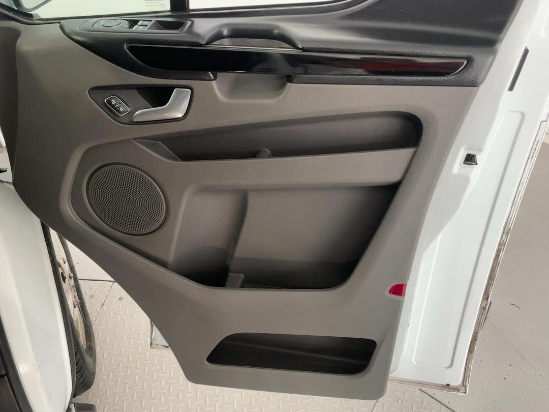 Photo '15' of Ford Transit