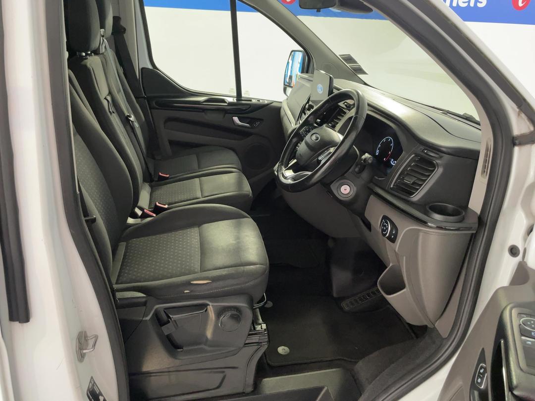 Photo '16' of Ford Transit